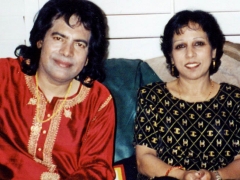 Vasundhara and Ustad Tari Khan